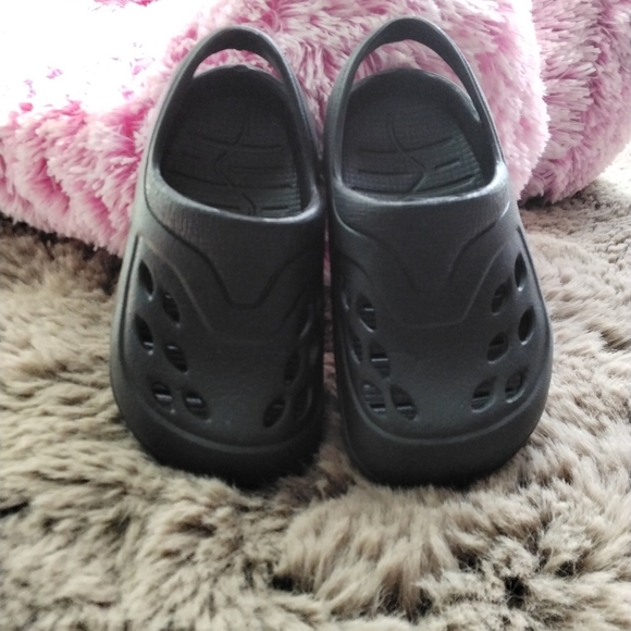 Black Kids Sandals - Picture 2 of 3